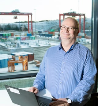 Pekka Yli-Paunu and the test field at Kalmar Technology and Competence Centre in Tampere